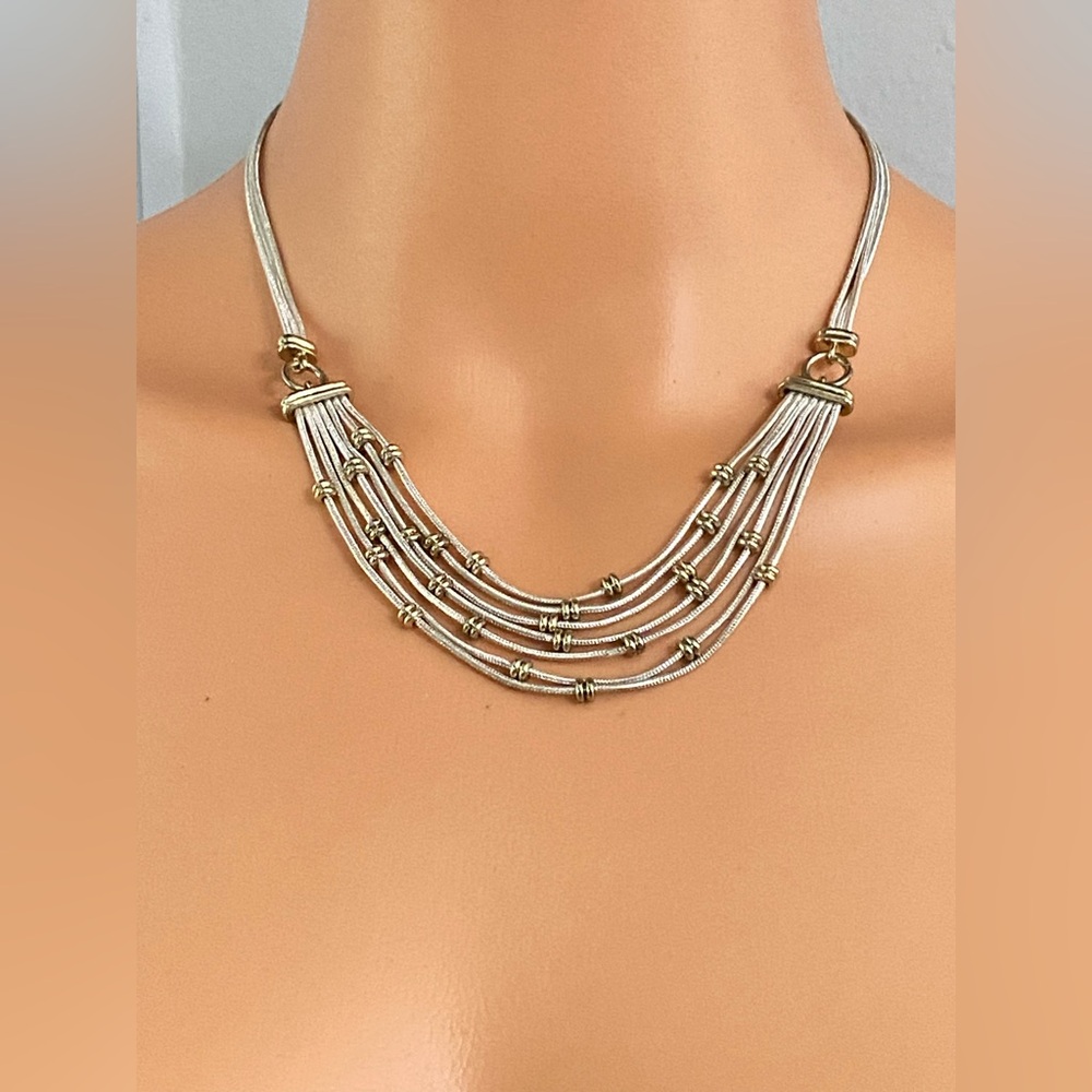 BEAUTIFUL MULTI TIERED NECKLACE - Picture 10 of 16